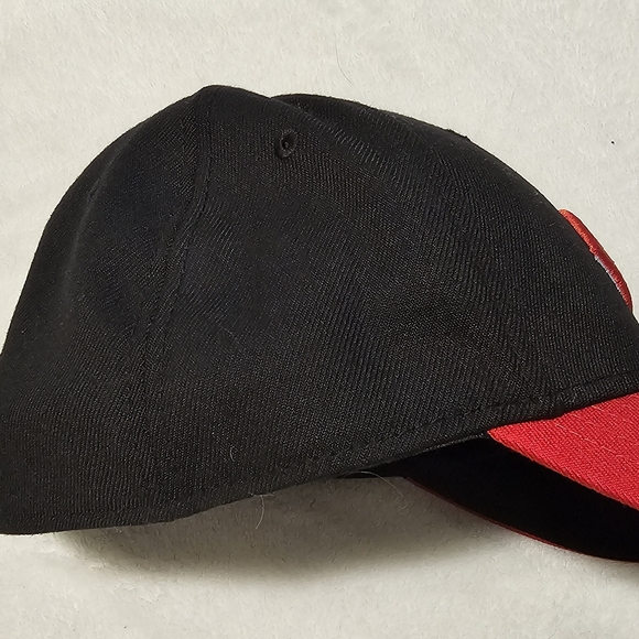 Cincinnati Reds Flex lg/xl New Era hat - Picture 5 of 7